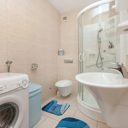 Апартаменты Modern New Flat Next To River Cetina *