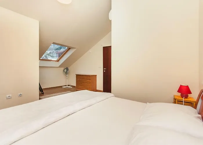 Apartamento Modern New Flat Next To River Cetina Omiš