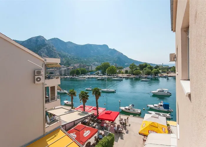 Modern New Flat Next To River Cetina *